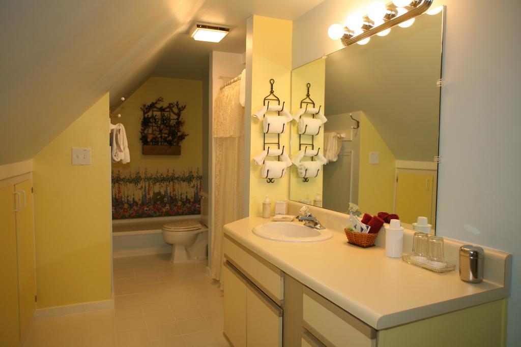 ويلمنجتون C.W. Worth House Bed And Breakfast الغرفة الصورة